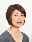 河野 奈美 氏